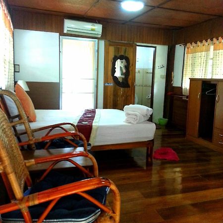 บ้านสนมณีโฮมสเตย์ Bansonmanee Homestay Khanom Εξωτερικό φωτογραφία