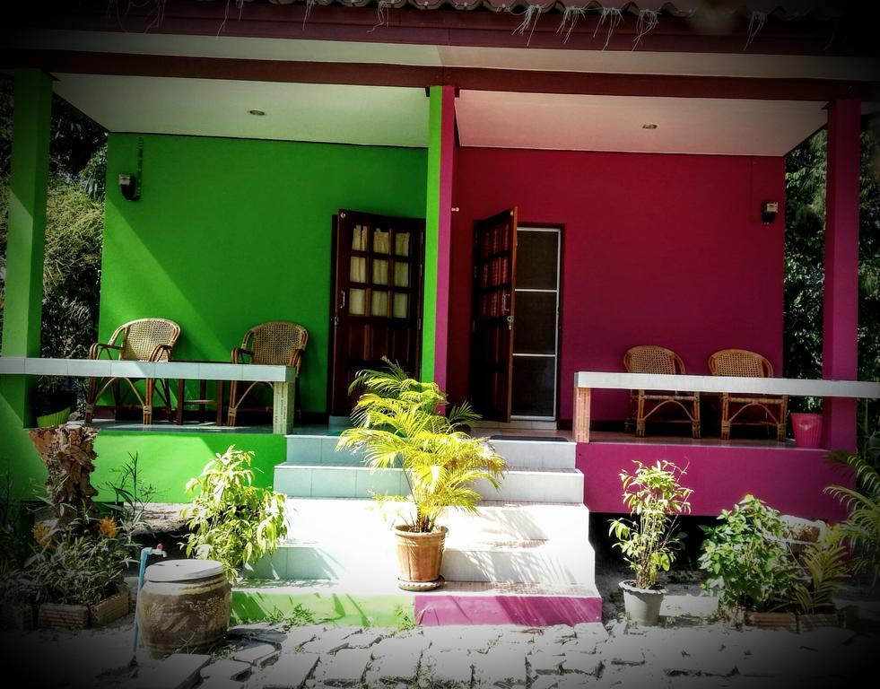 บ้านสนมณีโฮมสเตย์ Bansonmanee Homestay Khanom Δωμάτιο φωτογραφία