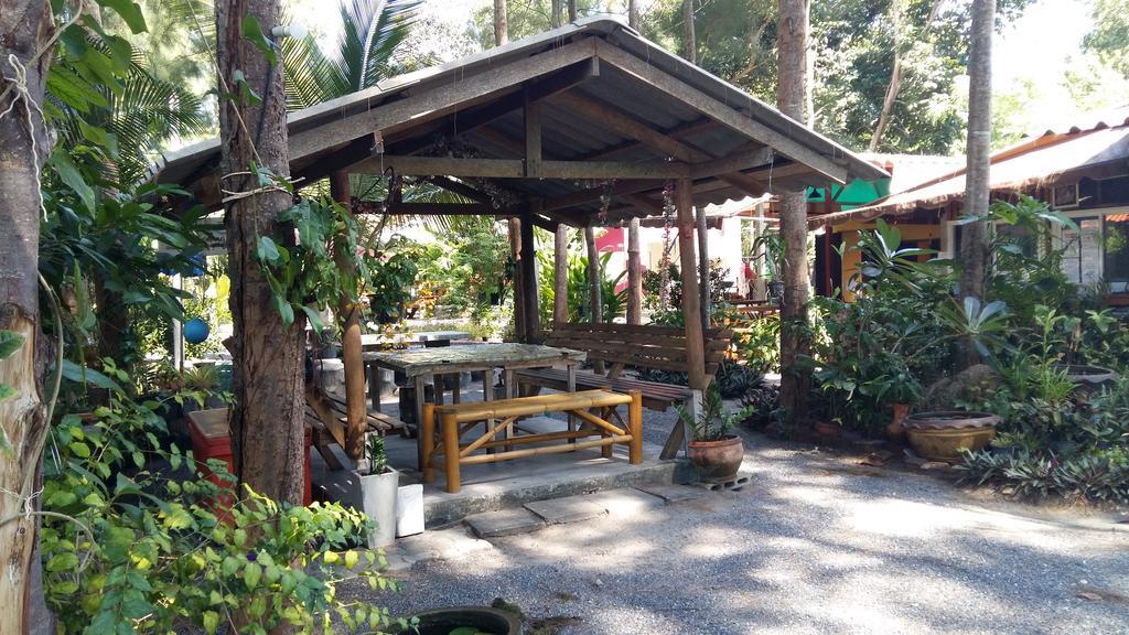 บ้านสนมณีโฮมสเตย์ Bansonmanee Homestay Khanom Εξωτερικό φωτογραφία